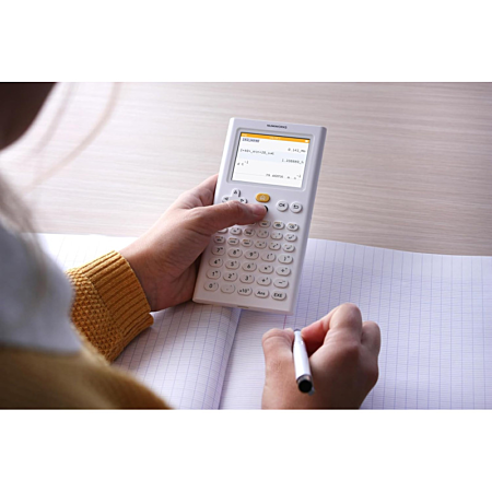Prêt de calculatrice - Bientôt disponible !